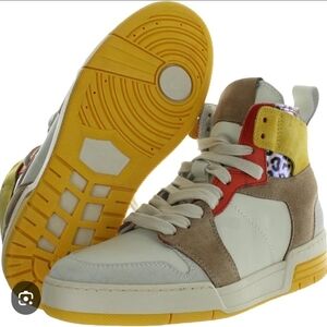 NIB $99 Steve Madden High-Top Sneakers Size 6.5